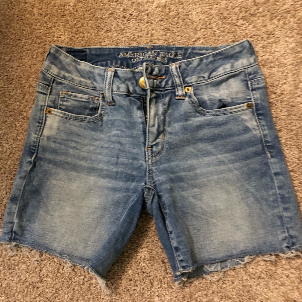 Women’s  American Eagle jean shorts